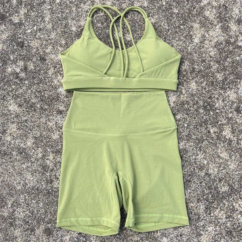 Solid Color Gym Bike Yoga Set Short Legging Cross Back Sport Bra 2pc Tracksuit Athletic Women Gym Suit Comprehensive Training Jo